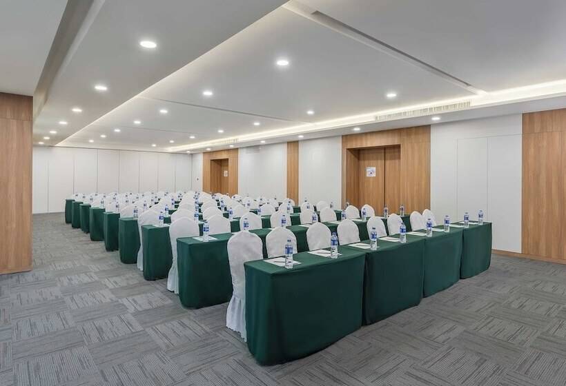 ホテル Holiday Inn Express Kunming Panlong, An Ihg