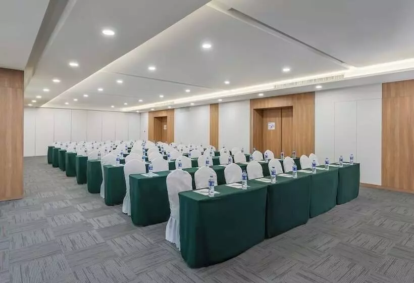 Hotelli Holiday Inn Express Kunming Panlong, An Ihg