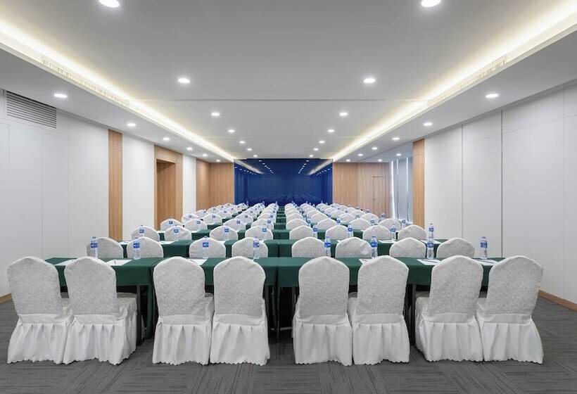 ホテル Holiday Inn Express Kunming Panlong, An Ihg