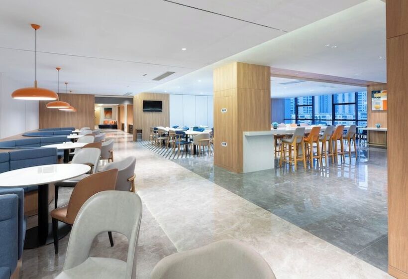 ホテル Holiday Inn Express Kunming Panlong, An Ihg