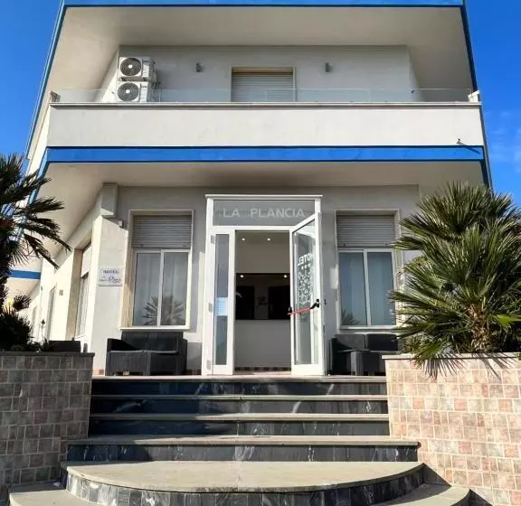 هتل La Plancia