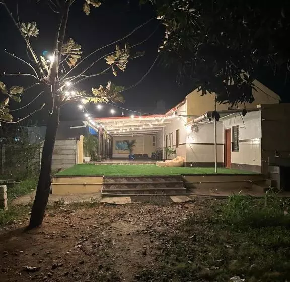Hotel Rustic Village Farmhouse