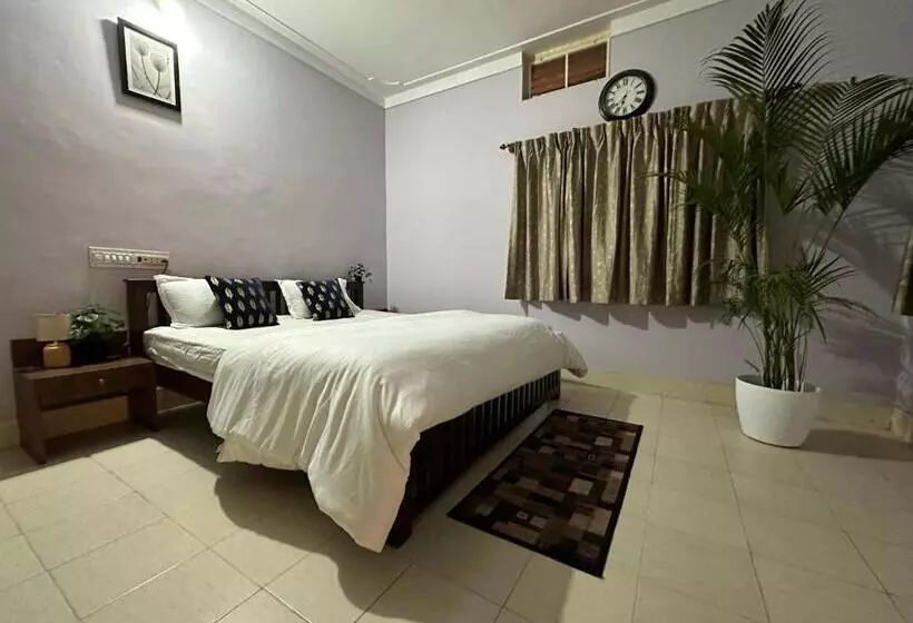 Hotel Rustic Village Farmhouse