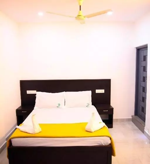 Hotelli Thekkady Travel Rooms