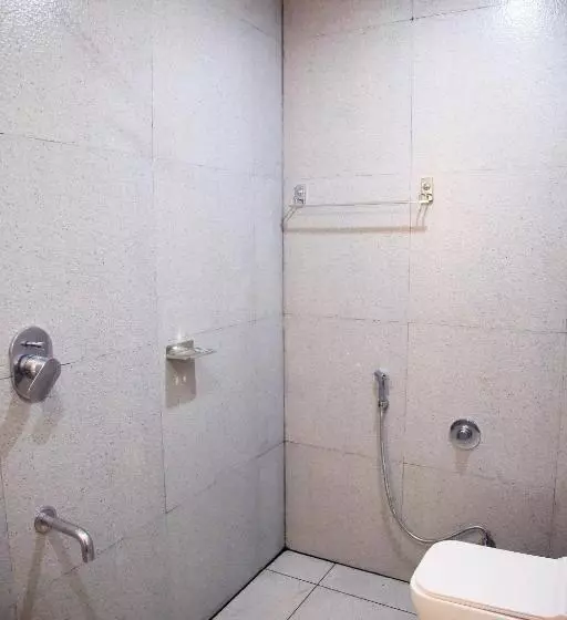 Hotelli Thekkady Travel Rooms