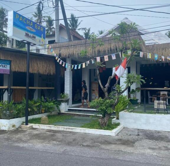 Paca S Reggae Bar & Hostel