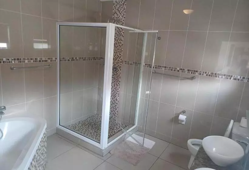 پانسیون Carlo S Boutique Guesthouse