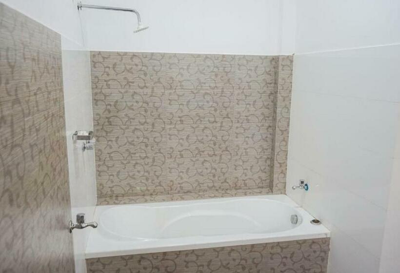 פנסיון Luxury Rooms Cinnamon Nature Resort