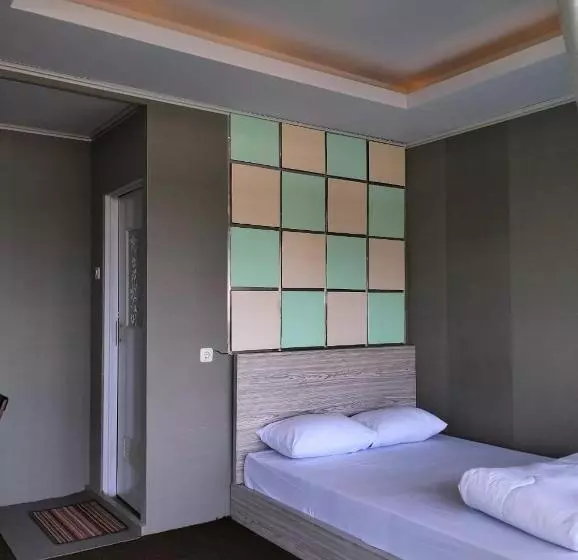 Pensió Villa Paiton Bromo