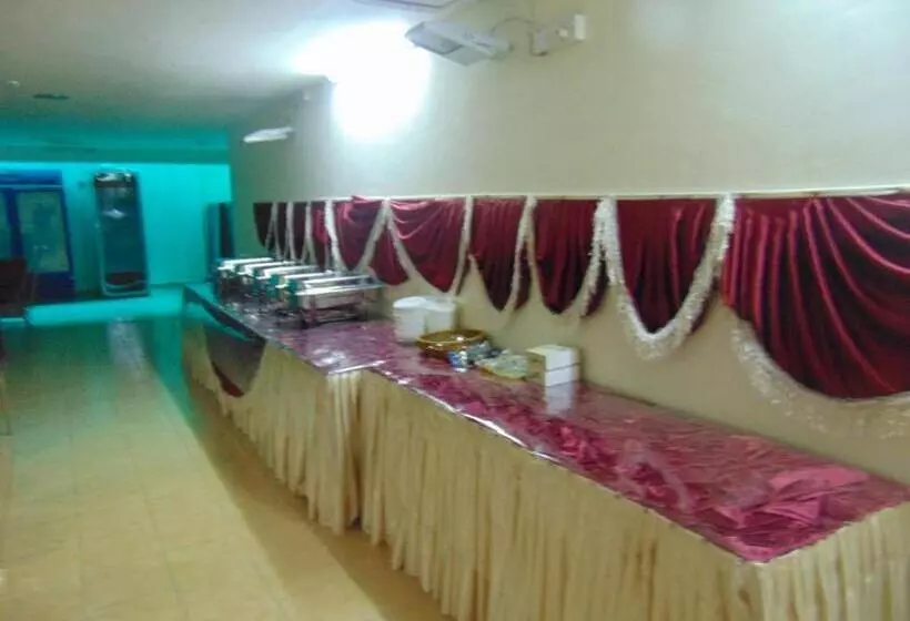 فندق الواحة الماسية 1