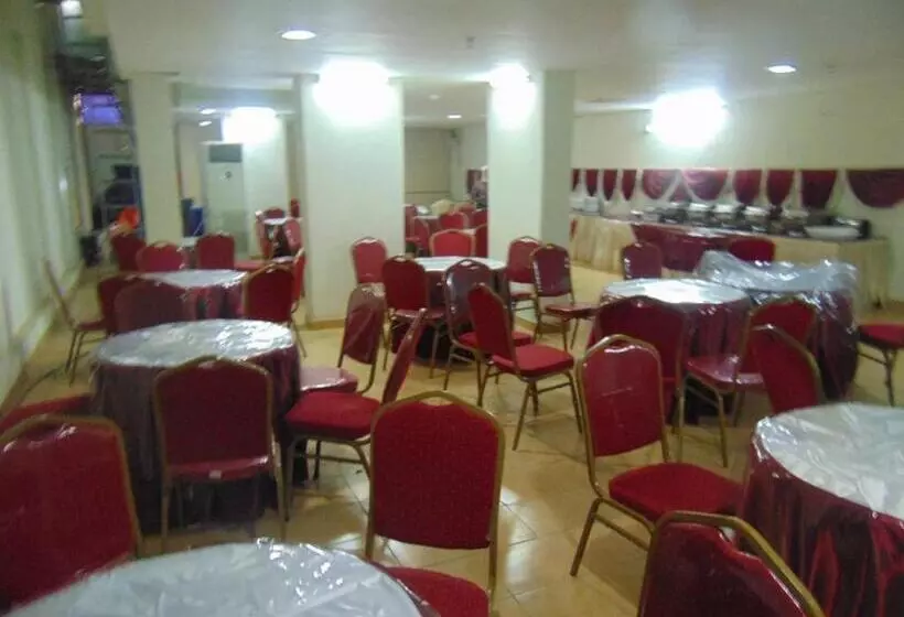 فندق الواحة الماسية 1