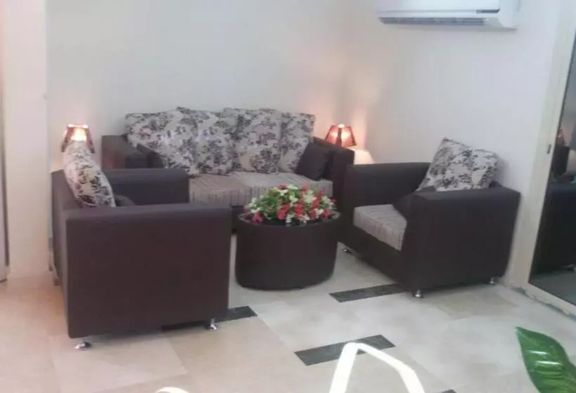 فندق الواحة الماسية 1