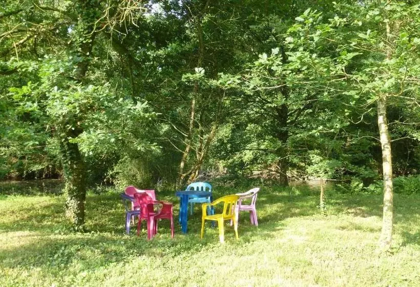 ベッドアンドブレックファースト Chambres D Hôtes De La Templerie Moulin