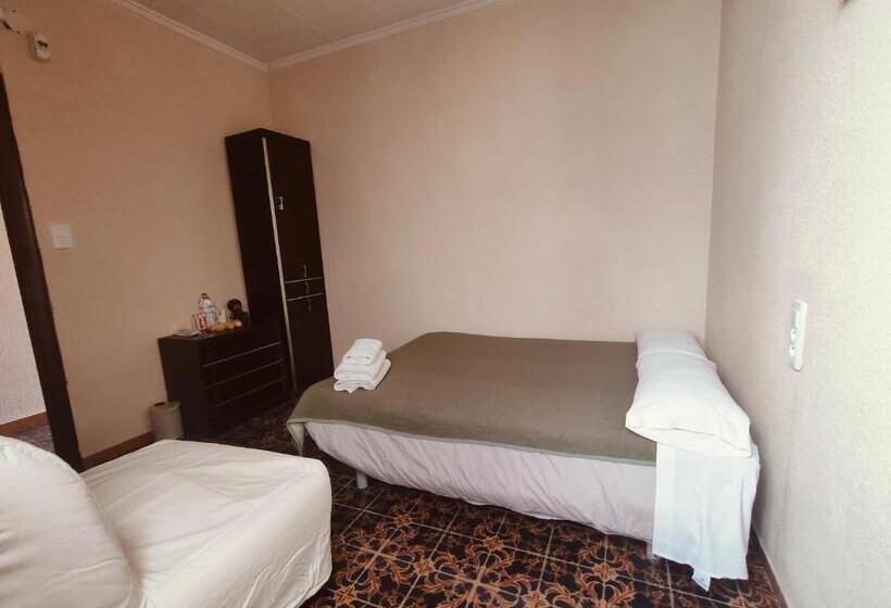 مبيت وإفطار Pensión Benavente Ap 7 3min Coche Playa 5 Min Self Check In 24h