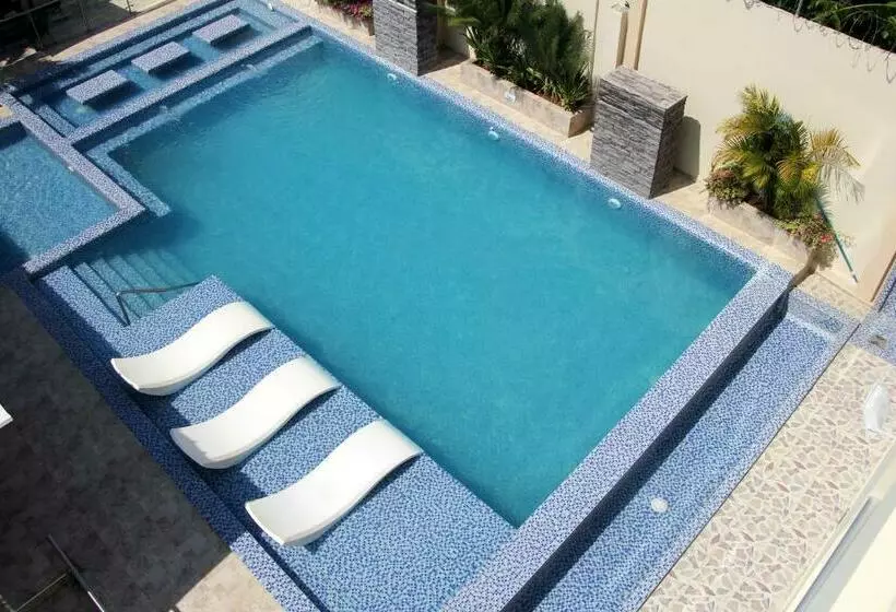 ホテル Cabañas Covemar De Lujo