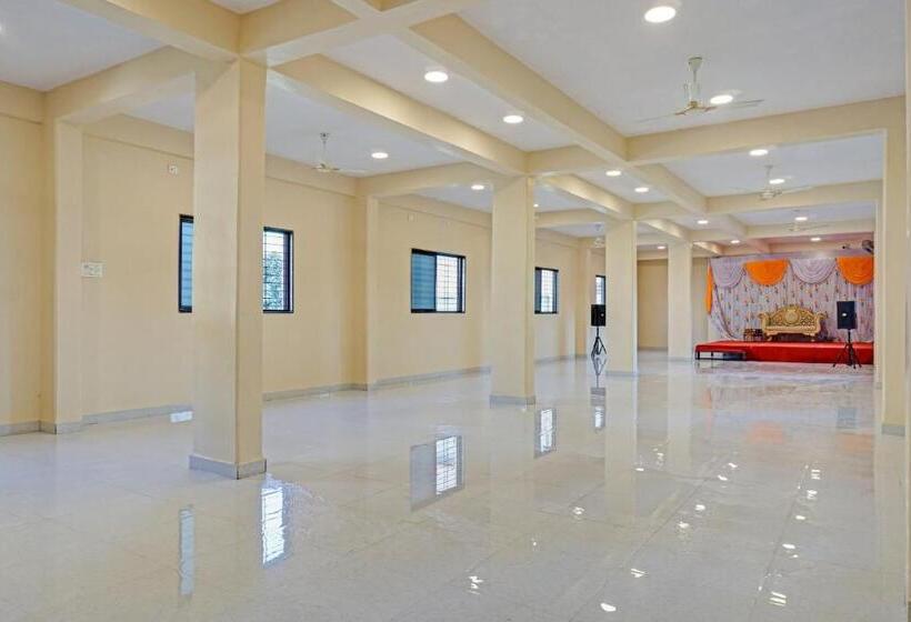 Hotelli Collection O Rahul Executive & Lodging