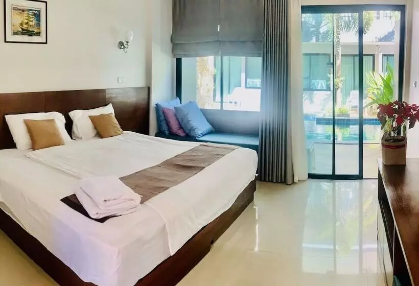 Hotelli Diana Pool Access Phuket