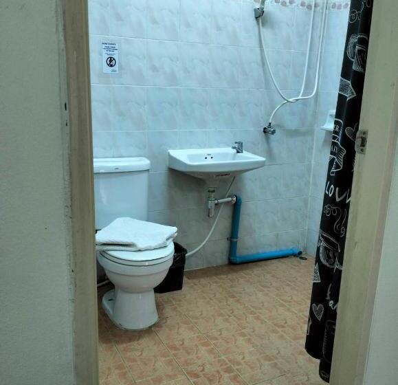 هتل โรงแรมมูนแอนด์ซัน Moon And Sun