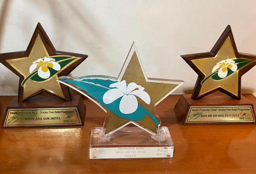 هتل โรงแรมมูนแอนด์ซัน Moon And Sun