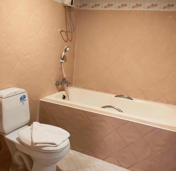 هتل โรงแรมมูนแอนด์ซัน Moon And Sun