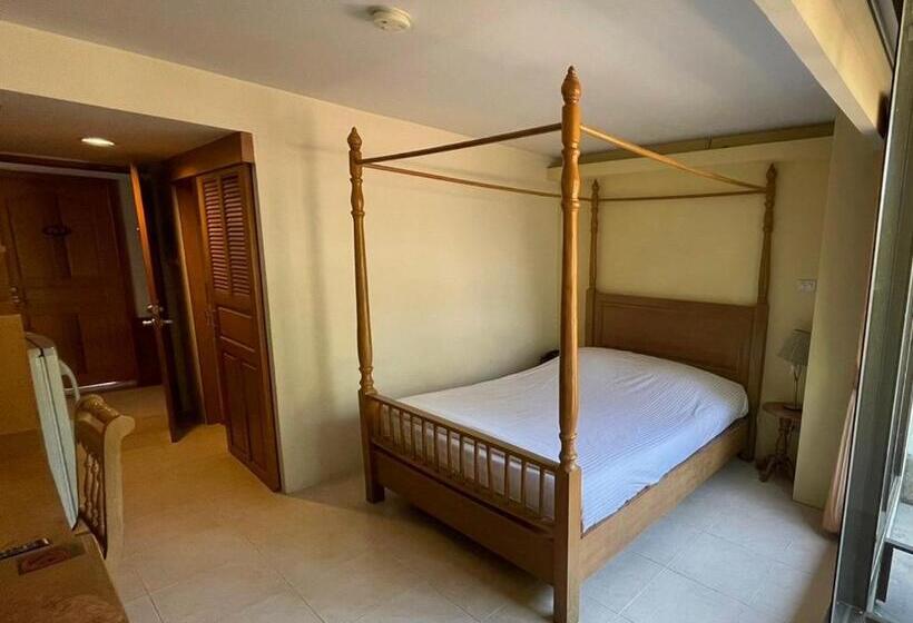 هتل โรงแรมมูนแอนด์ซัน Moon And Sun