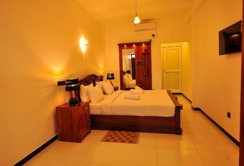 Sachinro Hotel Mirissa