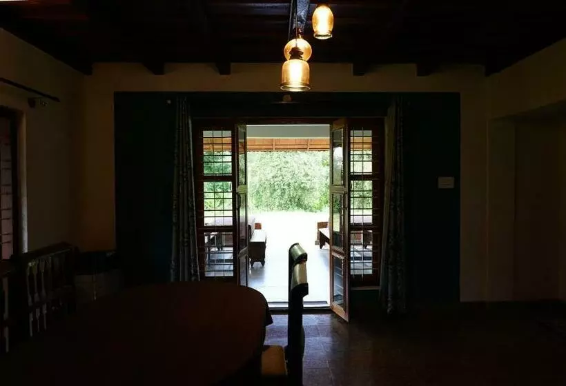 ホテル Spring Fields Coorg Homestay
