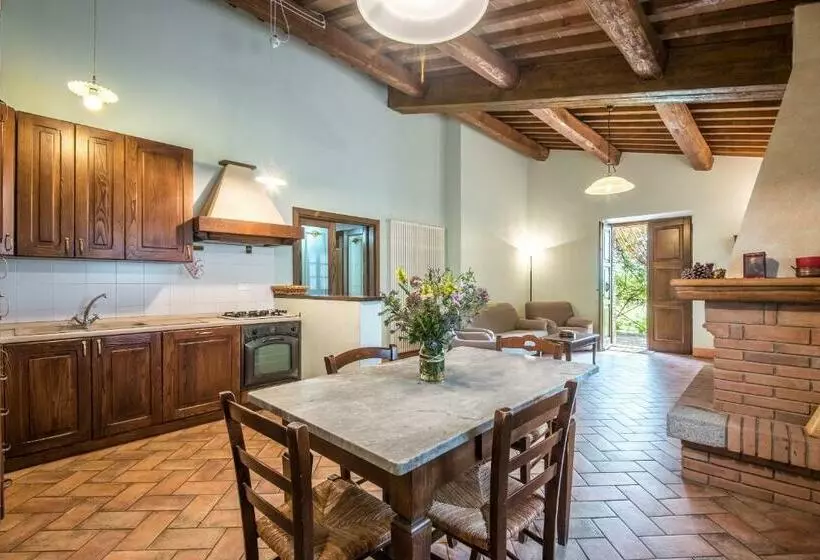 Hotelli Villa Agriturismo Il Pratone