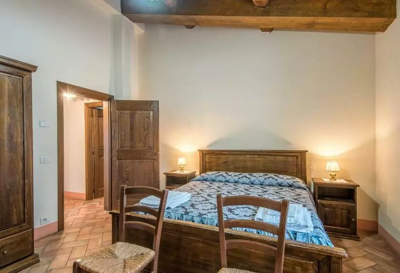 Hotelli Villa Agriturismo Il Pratone