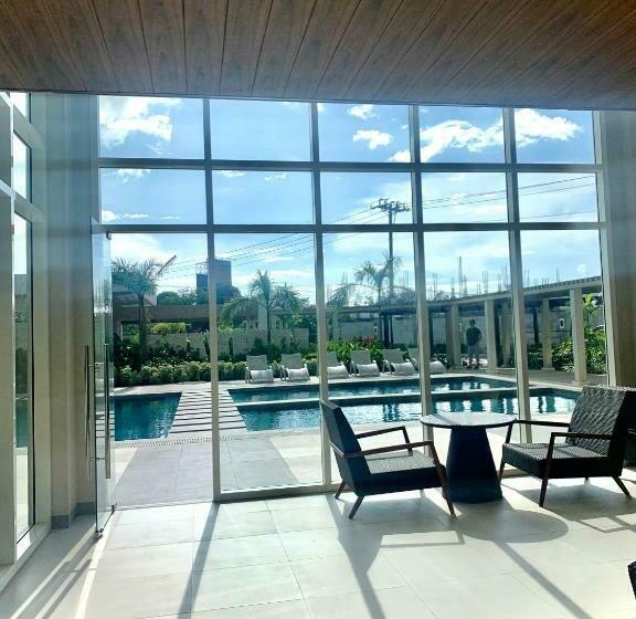 Lima S Suite @ Mesavirre Garden Residences