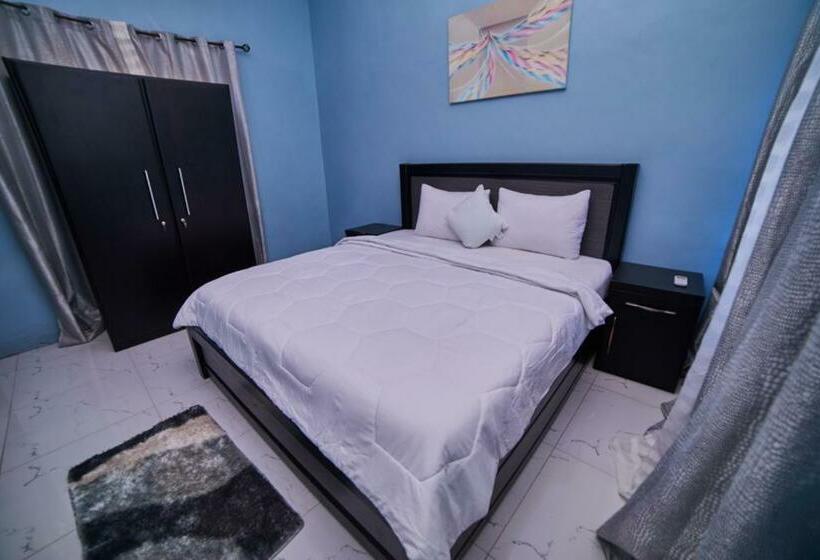 פנסיון Afranasa Inn