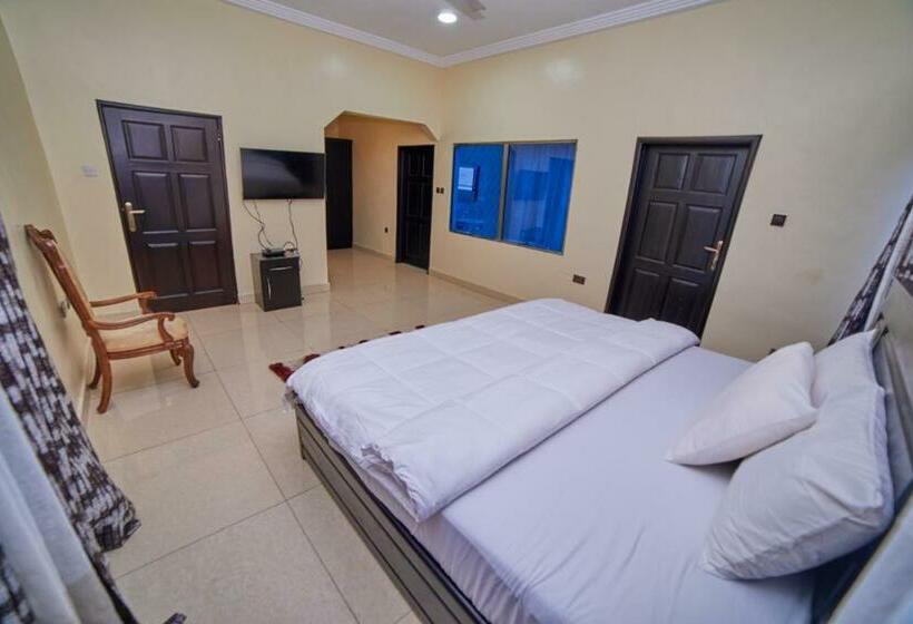 פנסיון Afranasa Inn