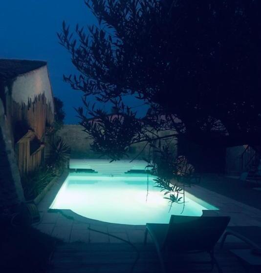 بنسيون Aux Portes Des Iles