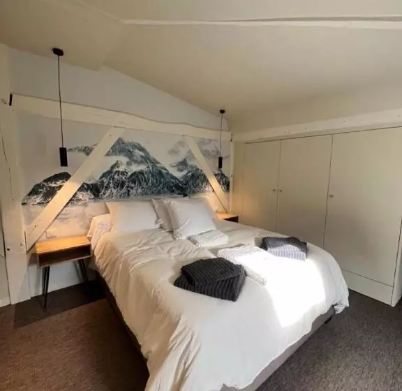 ペンション Duplex Avenue Royale