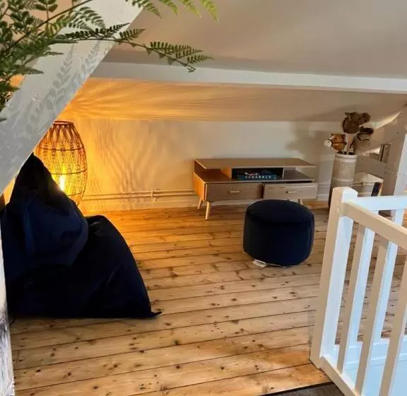 ペンション Duplex Avenue Royale