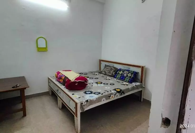 ペンション Gopal Sadan