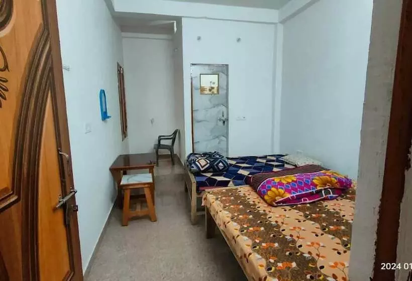 ペンション Gopal Sadan