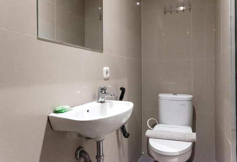 Pensión Mono Coliving Pakis, Surabaya