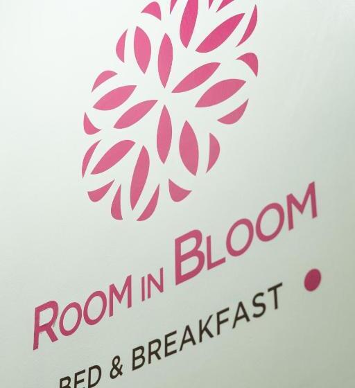 Room In Bloom Bed And Breakfast