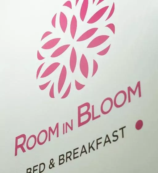 Room In Bloom Bed And Breakfast