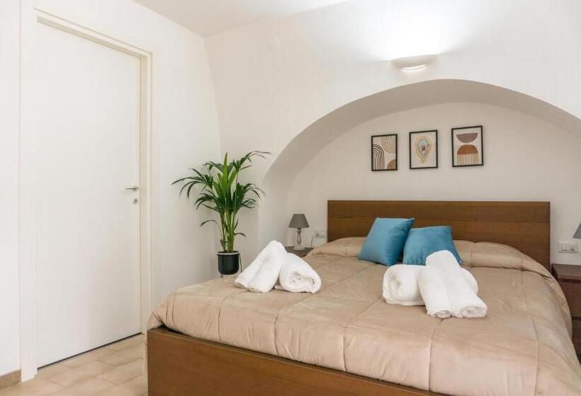 Room In Bloom Bed And Breakfast