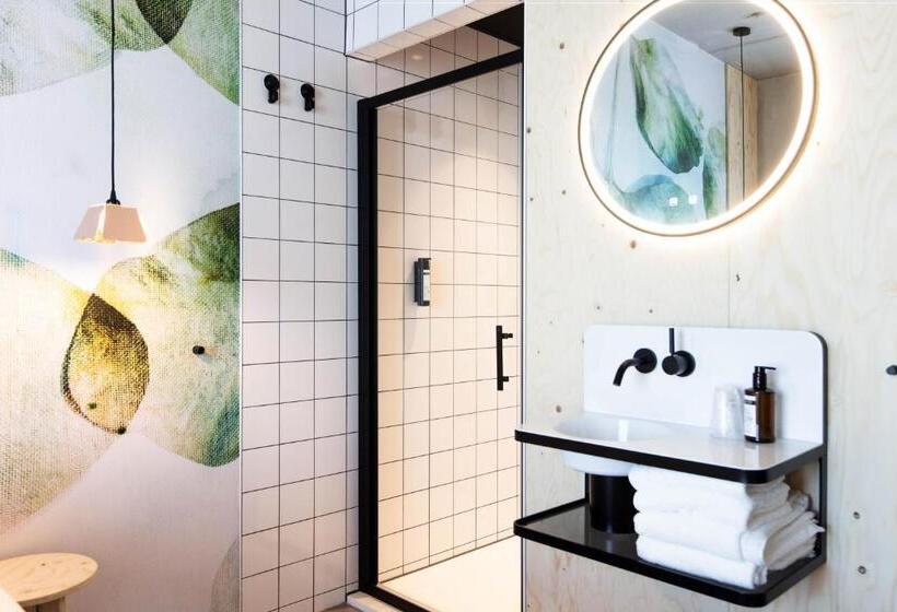 Hotel Moloko Just A Room Sleep&shower Digital Key By Sms