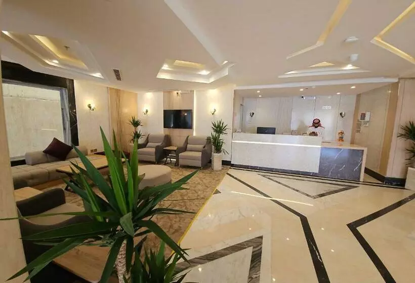 Hotelli Diamond Corners