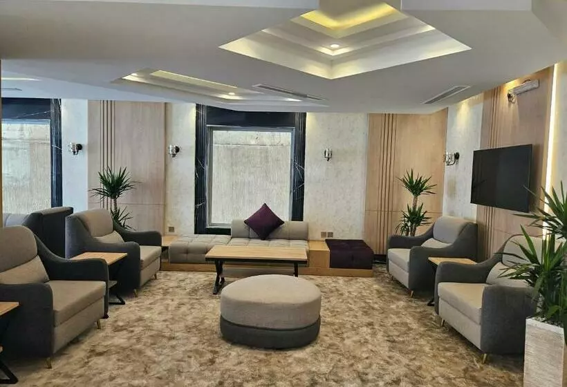 Hotelli Diamond Corners