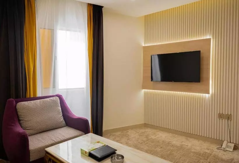 Hotelli Diamond Corners