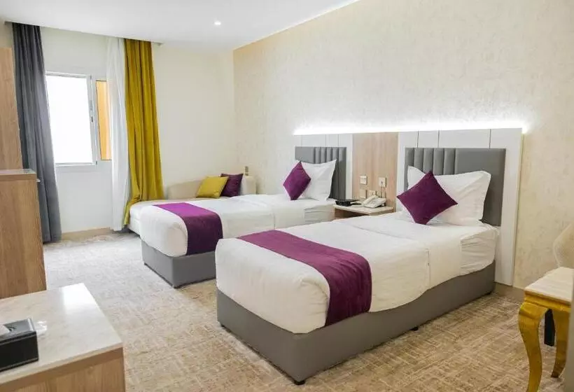 Hotelli Diamond Corners