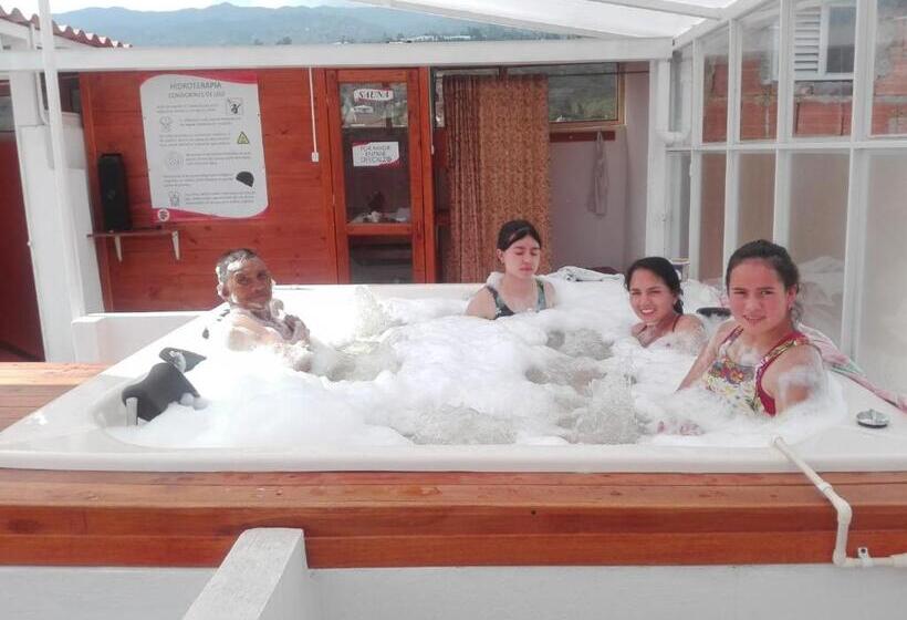 旅馆 Posada Turística Estancia Real