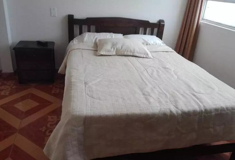 ユースホステル Posada Turística Estancia Real