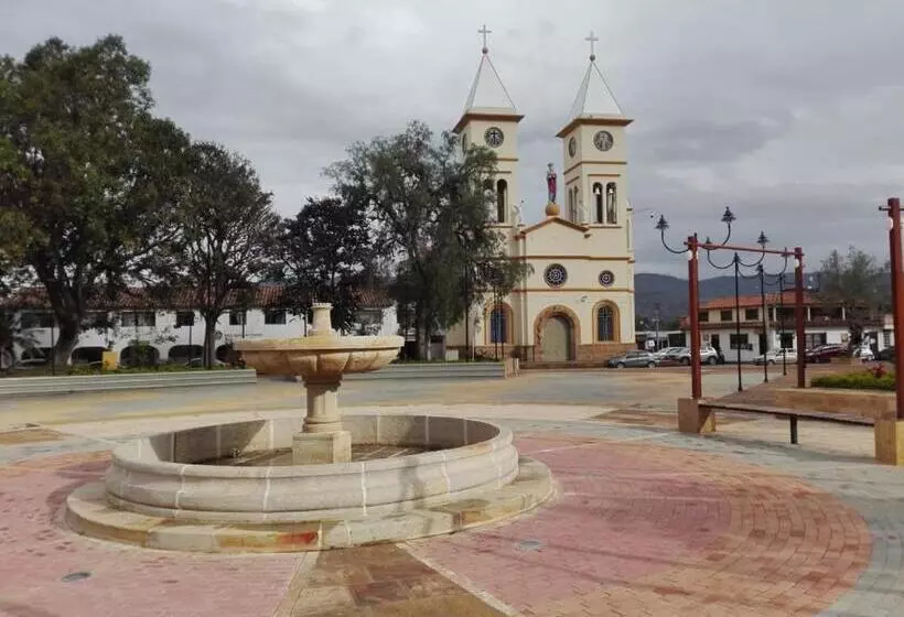 ユースホステル Posada Turística Estancia Real