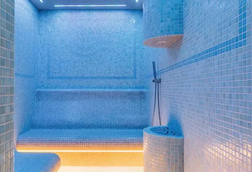 Apartament Holiday 8/25